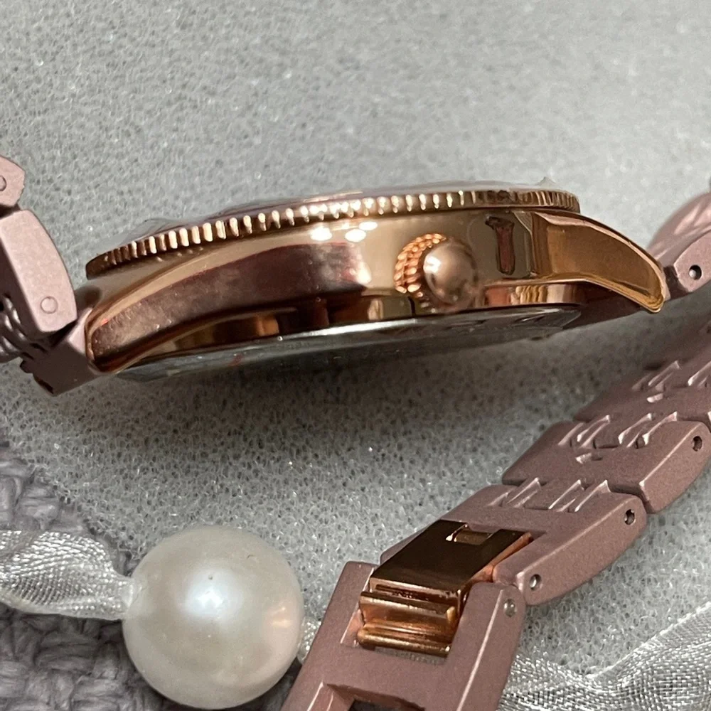 ISAAC MIZRAHI LIVE! Bezel Watch in light Pink - Picture 10 of 14